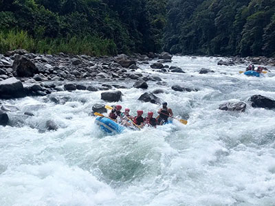 costa rica white water rafting